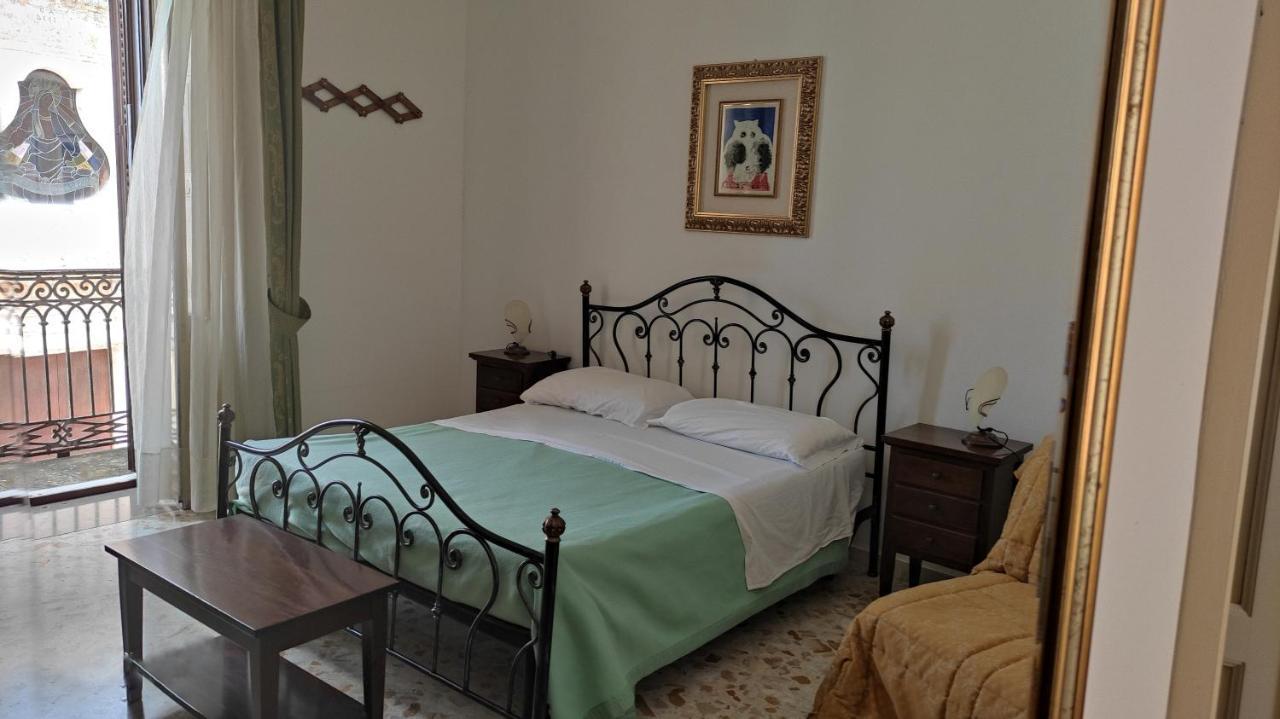 Casa Resci - Dimora Del 1884 Panzió Tricase Kültér fotó