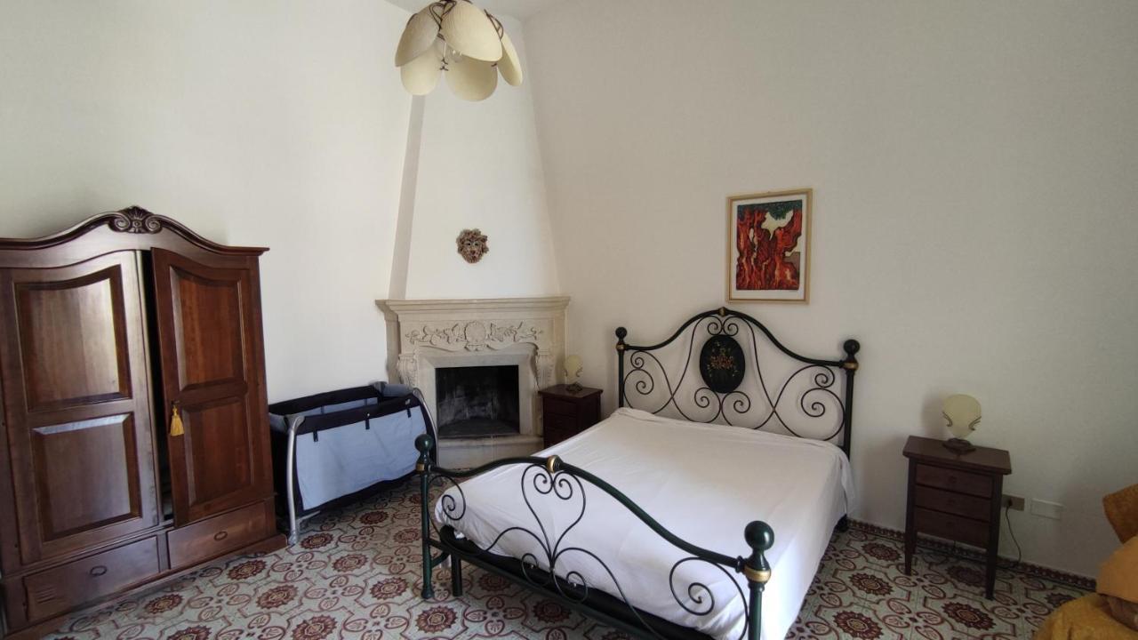 Casa Resci - Dimora Del 1884 Panzió Tricase Kültér fotó